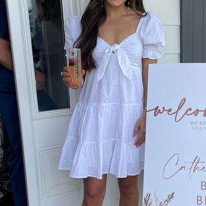 XS White puff sleeve shirt ruffled dress